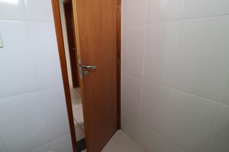 Apartamento para alugar com 49m², 2 quartos e 1 vagaBanheiro Social