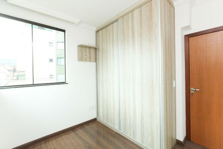 Apartamento à venda com 3 quartos, 85m² em Araguaia, Belo Horizonte