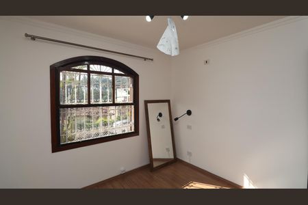 Casa para alugar com 154m², 3 quartos e 2 vagas Casa para alugar com 154m², 3 quartos e 2 vagasQuarto 2
