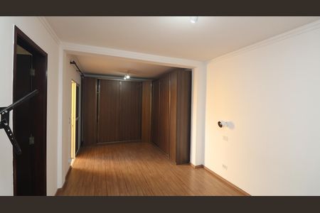 Casa para alugar com 154m², 3 quartos e 2 vagas Casa para alugar com 154m², 3 quartos e 2 vagasSuíte