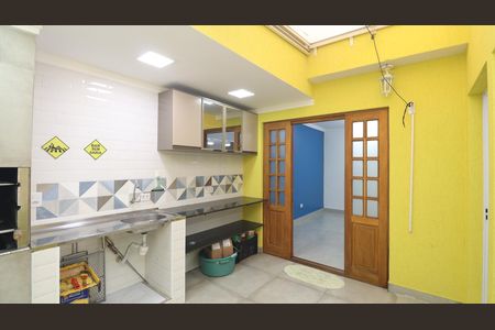 Casa para alugar com 154m², 3 quartos e 2 vagas Casa para alugar com 154m², 3 quartos e 2 vagasÁrea de Serviço