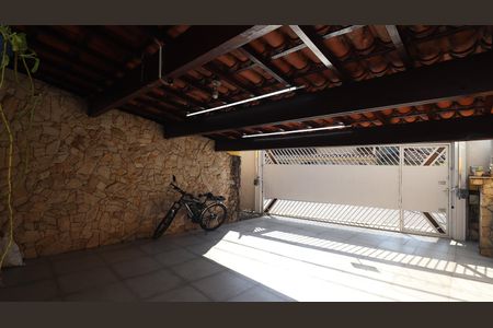 Casa para alugar com 154m², 3 quartos e 2 vagas Casa para alugar com 154m², 3 quartos e 2 vagasGaragem