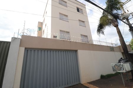 Apartamento para alugar com 54m², 2 quartos e 1 vagaFachada do Prédio