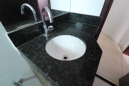 Apartamento para alugar com 54m², 2 quartos e 1 vagaBanheiro Social