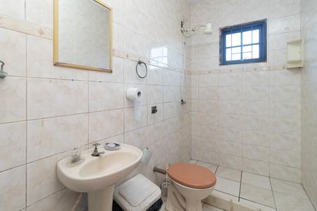 Casa à venda com 1050m², 3 quartos e 1 vaga Casa à venda com 1050m², 3 quartos e 1 vagaBanheiro