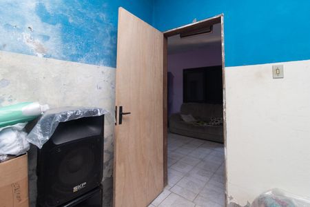 Casa à venda com 1050m², 3 quartos e 1 vaga Casa à venda com 1050m², 3 quartos e 1 vagaQuarto 1