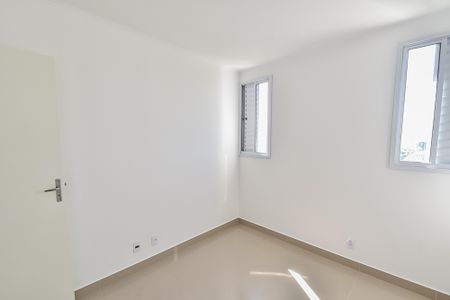 Apartamento para alugar com 46m², 2 quartos e 1 vaga Apartamento para alugar com 46m², 2 quartos e 1 vagaQuarto 2