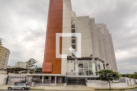 Apartamento para alugar com 46m², 2 quartos e 1 vaga Apartamento para alugar com 46m², 2 quartos e 1 vagaFachada