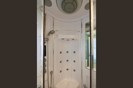 Apartamento para alugar com 243m², 3 quartos e 4 vagas