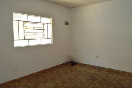 Quarto de casa para alugar com 1 quarto, 50m² em Vila Osasco, Osasco