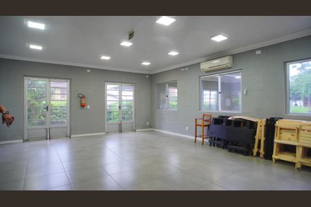 Apartamento para alugar com 44m², 2 quartos e 1 vaga Apartamento para alugar com 44m², 2 quartos e 1 vagaÁrea comum - Salão de festas 1