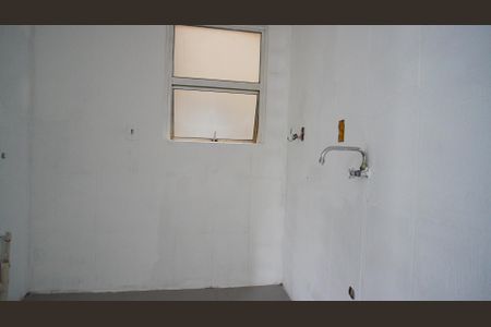 Apartamento para alugar com 44m², 2 quartos e 1 vaga Apartamento para alugar com 44m², 2 quartos e 1 vagaCozinha e Área de Serviço