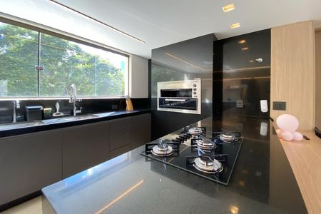 Apartamento à venda com 180m², 3 quartos e 4 vagasÁrea comum