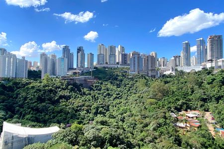 Apartamento à venda com 180m², 3 quartos e 4 vagasVista da Sala