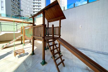 Apartamento à venda com 180m², 3 quartos e 4 vagasÁrea comum