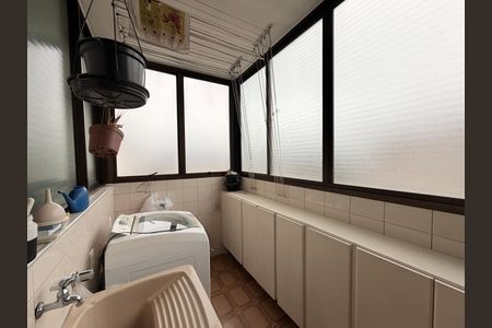 Apartamento à venda com 107m², 3 quartos e 2 vagasÁrea de Serviço