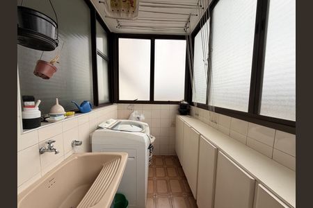 Apartamento à venda com 107m², 3 quartos e 2 vagasÁrea de Serviço