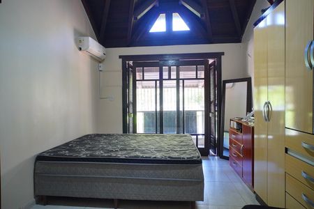 Casa à venda com 389m², 4 quartos e 3 vagasQuarto Suíte 