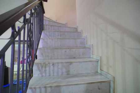 Casa à venda com 389m², 4 quartos e 3 vagasEscada 
