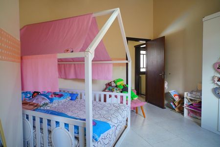 Casa à venda com 389m², 4 quartos e 3 vagasQuarto Suíte 4