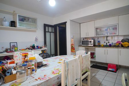 Casa à venda com 389m², 4 quartos e 3 vagas Cozinha 