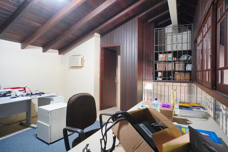 Casa à venda com 389m², 4 quartos e 3 vagasSolto