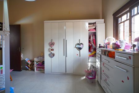 Casa à venda com 389m², 4 quartos e 3 vagasQuarto Suíte 4