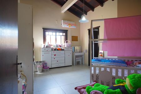 Casa à venda com 389m², 4 quartos e 3 vagasQuarto Suíte 4
