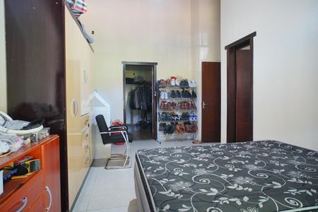 Casa à venda com 389m², 4 quartos e 3 vagasQuarto Suíte 
