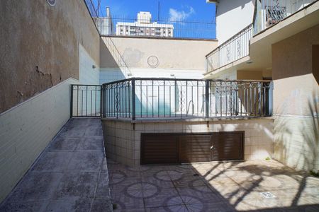 Casa à venda com 389m², 4 quartos e 3 vagasPiscina 