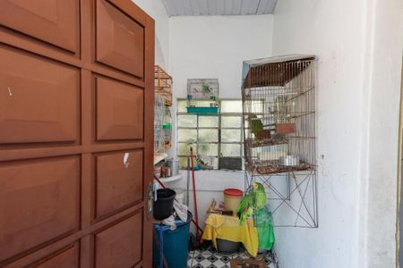 Casa à venda com 300m², 2 quartos e sem vaga Casa à venda com 300m², 2 quartos e sem vagaDespensa