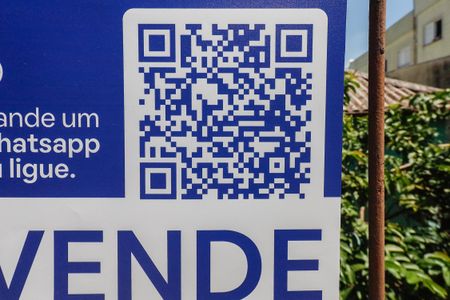 Casa à venda com 300m², 2 quartos e sem vagaPlaquinha