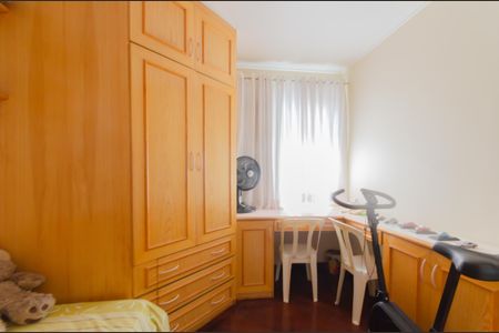 Apartamento à venda com 93m², 3 quartos e 2 vagasQuarto 2