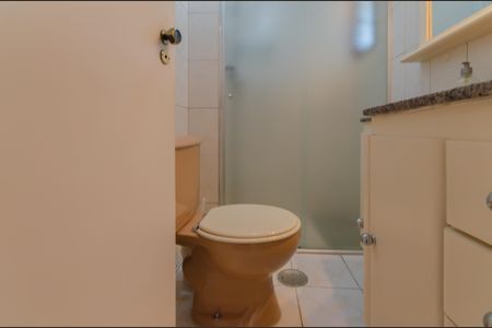 Apartamento à venda com 93m², 3 quartos e 2 vagasBanheiro Social