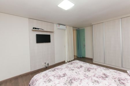 Casa à venda com 390m², 3 quartos e 4 vagas