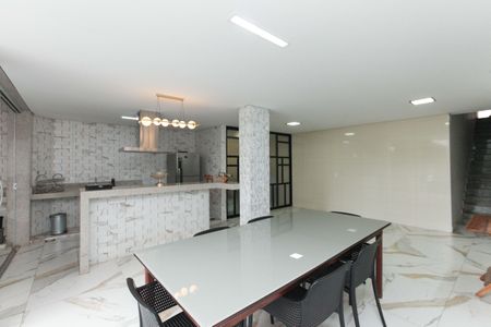 Casa à venda com 390m², 3 quartos e 4 vagas