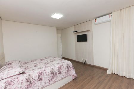 Casa à venda com 390m², 3 quartos e 4 vagas