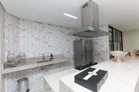 Casa à venda com 390m², 3 quartos e 4 vagas