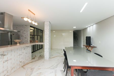 Casa à venda com 390m², 3 quartos e 4 vagas