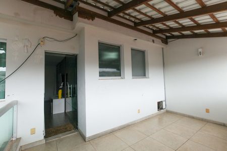 Casa à venda com 390m², 3 quartos e 4 vagas