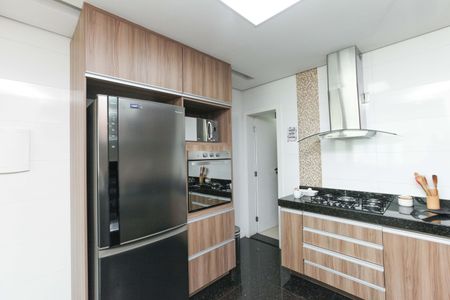 Casa à venda com 390m², 3 quartos e 4 vagas