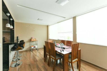 Casa à venda com 390m², 3 quartos e 4 vagas