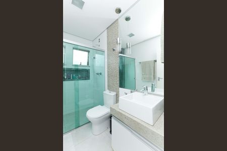 Casa à venda com 390m², 3 quartos e 4 vagas