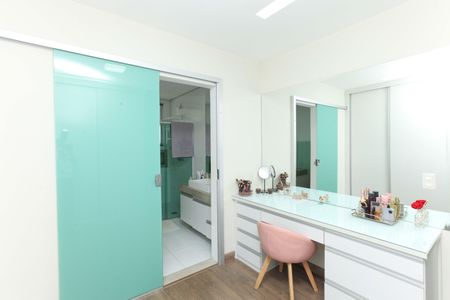 Casa à venda com 390m², 3 quartos e 4 vagas