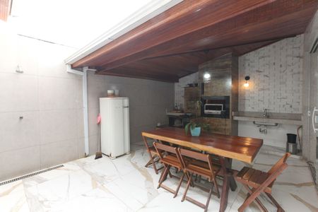 Casa à venda com 390m², 3 quartos e 4 vagas