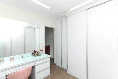 Casa à venda com 390m², 3 quartos e 4 vagas