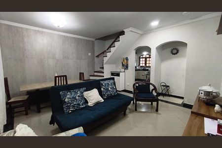 Sala de casa à venda com 3 quartos, 180m² em Parque dos Bancarios, São Paulo