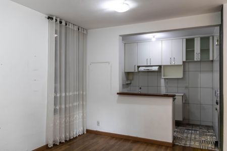 Sala de apartamento para alugar com 2 quartos, 55m² em Salgado Filho, Belo Horizonte