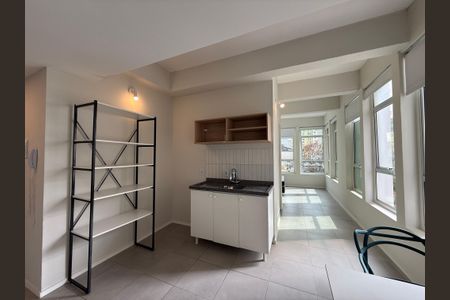 Kitnet/Studio para alugar com 1 quarto, 30m² em República, São Paulo