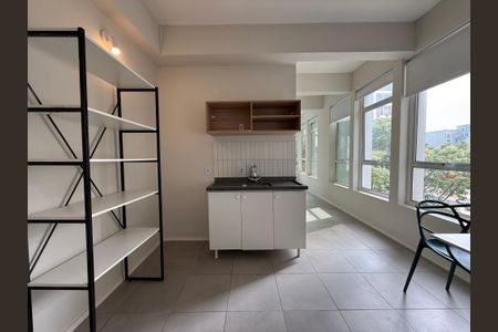 Studio de kitnet/studio para alugar com 1 quarto, 30m² em República, São Paulo